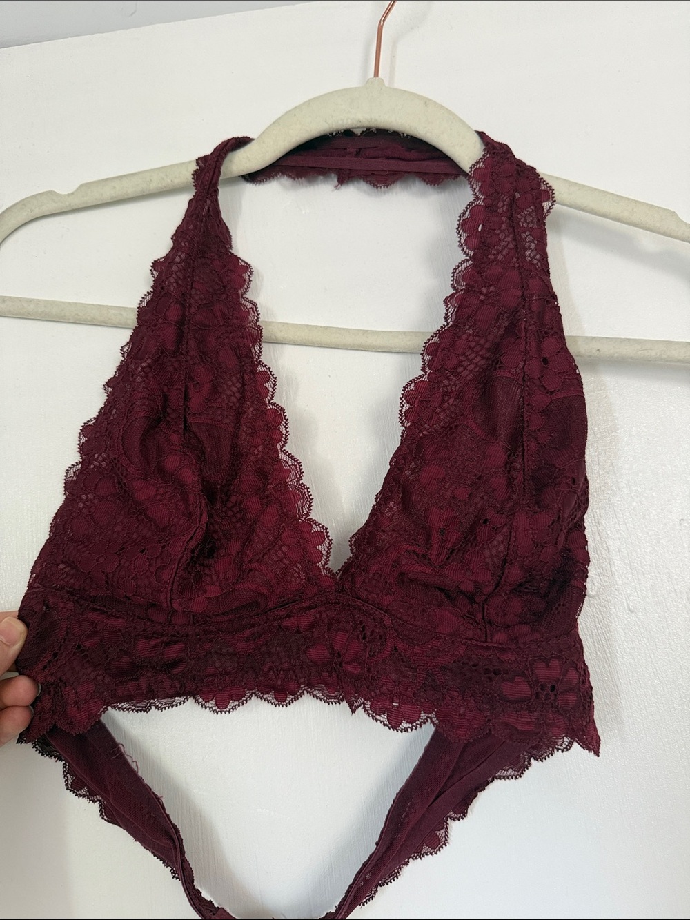 Free People 
Scalloped Lace Halter Bralette in Burgundy